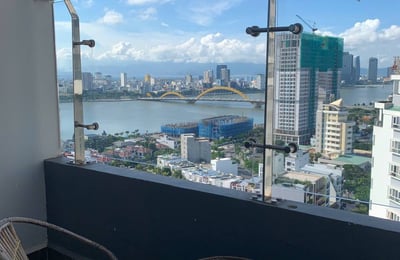 Vermietung einer neuen 2-Schlafzimmer-Wohnung mit Flussblick, Stadtteil Son Tra, Da Nang, Vietnam